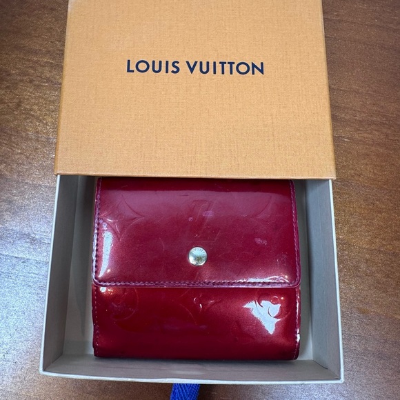 Auth Louis Vuitton Monogram Vernis Monnaie Red Wallet W/Box - Picture 1 of 14
